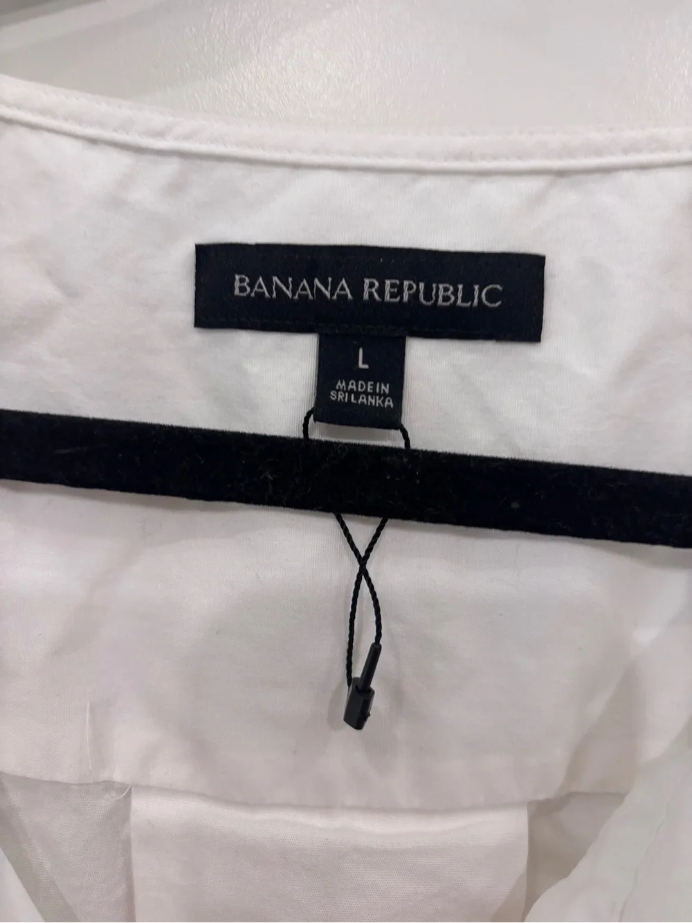 NWOT Banana Republic White V-Neck Puff-Sleeve Blouse Size Large
